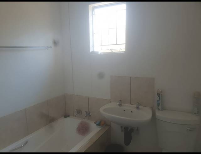 2 BEDROOM HOUSE FOR SALE IN SAVANNA CITY